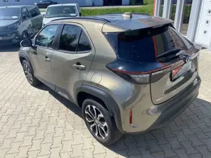 Toyota Yaris Cross 1,5 Hybrid Team D SHZ Kamera  Alu Bild 3