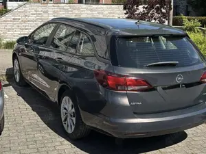 Opel Astra Astra 1.4 Turbo Start/Stop Sports TourerBusiness Bild 2