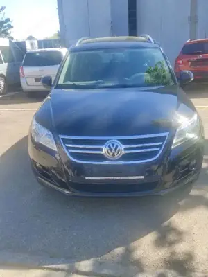 Volkswagen Tiguan Tiguan 1,4 TSI,AT Motor,120000km,AHK,Allrad, TÜV27