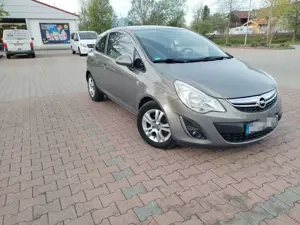 Opel Corsa 1.2 16V Corsa