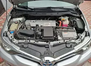 Toyota Auris 1.8 Hybrid Life