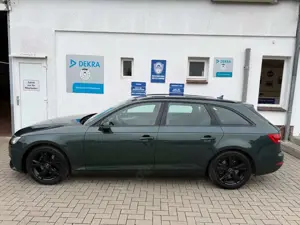Audi A4 Avant 2.0 TFSI Ultra*XENON*AHK*HU03-28* Bild 2