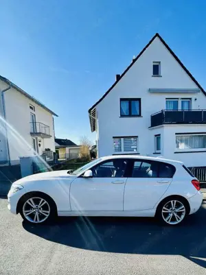 BMW 120 120d xDrive Aut. Advantage