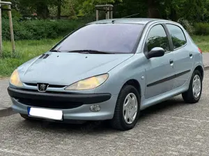 Peugeot 206 - 1.4 -TÜV 12/26-Klima-Isofix-Allwetter-El. Fenste