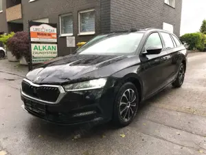 Skoda Octavia Combi Selection *AUTM*LED*PDC*KEYLESS*SH
