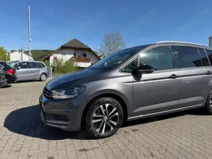Volkswagen Touran IQ.DRIVE Start-Stopp Navi Totenwinkel Bild 4