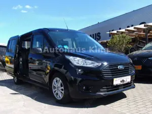 Ford Grand Tourneo