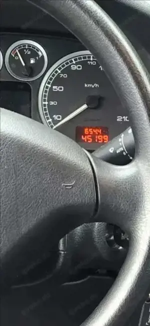 Peugeot 307 2.0 HDi 110 Esplanade DPF wenig KM Klima Bild 5