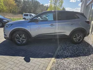 Opel Grandland X X 1.6 Start/Stop Automatik Design Line Bild 5