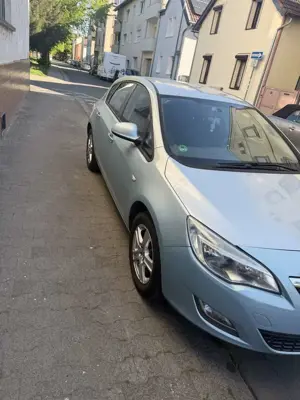 Opel Astra Edition