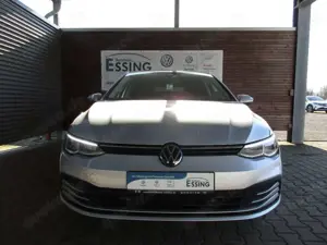 Volkswagen Golf Life 2,0 TDI DSG Bild 3