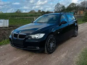 BMW 320 320d DPF Touring Aut.