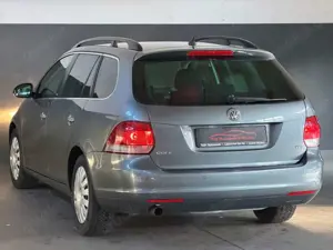 Volkswagen Golf 1.6 TDI Variant Style/KLIMA/SHZ/PDC Bild 4