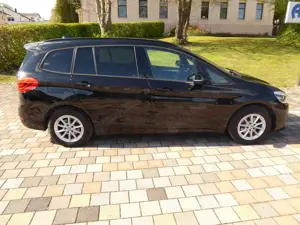 BMW 216 216 d Advantage RFK, LED, 7-Sitzer, Navi