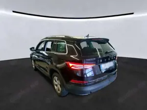 Skoda Kodiaq TDI 4x4 DSG Tour AHK MatrLED ACC Columbus Bild 2