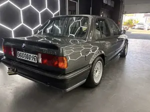 BMW 325 325i M-Technik 1 Original Zustand Bild 3