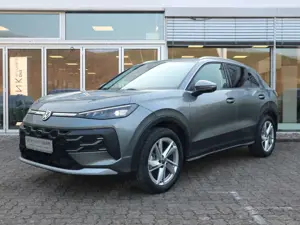Volkswagen T-Roc Style 1.5 eTSI OPF (150 PS) DSG *WINTERRÄD Bild 2