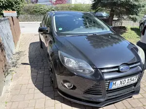 Ford Focus Focus Fließheck 1.6 EcoBoost Start-Stopp-System Titanium