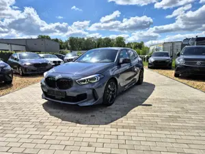 BMW 135 M135i xDrive/LED/NAVI/RFK/SHZ/LHZ/HEAD-UP/PANO