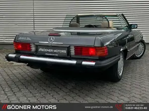 Mercedes-Benz SL 560 , V8,H-ZULASSUNG/KLIMA/ZENTRALVERRIEGELUNG/HARD... Bild 3