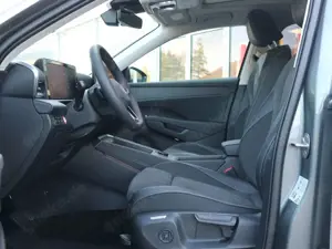 Volkswagen T-Roc Style 1.5 eTSI OPF (150 PS) DSG *WINTERRÄD Bild 5