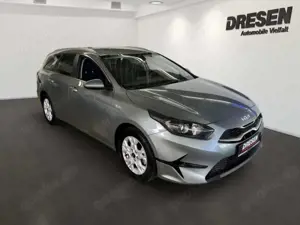 Kia Ceed SW / cee'd SW Vision 1.5 CARPLAY,SITZHZG,NAVI,KAMERA,DAB Bild 2