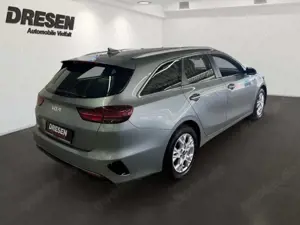 Kia Ceed SW / cee'd SW Vision 1.5 CARPLAY,SITZHZG,NAVI,KAMERA,DAB Bild 3