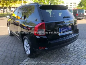 Jeep Compass 2.0 Sport 4x2 Klima Alu Bild 3