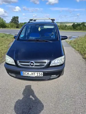 Opel Zafira 1.8 Elegance