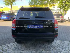 Jeep Compass 2.0 Sport 4x2 Klima Alu Bild 4