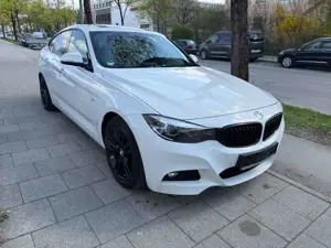 BMW 320 .M Paket .Leder Navi Pano.