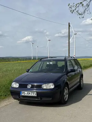 Volkswagen Golf 1.6 SR