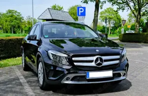 Mercedes-Benz GLA 220 GLA Diesel d 4Matic 7G-DCT Urban Bild 2