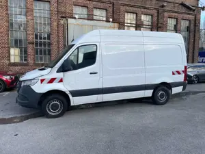 Mercedes-Benz Sprinter 319 Hoch Lang 9G-TRONIC AHK Kamera 1HD 15TKM Klima