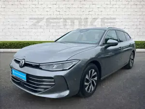 Volkswagen Passat Variant 1.5 eTSI DSG Business AHK-klappbar Navi Digitales