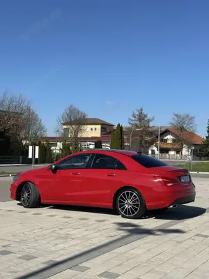 Mercedes-Benz CLA 220 CDI 7G-DCT Urban