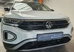Volkswagen T-Roc 2.0 TDI Life DSG LED Plus Navi Kamera PDC