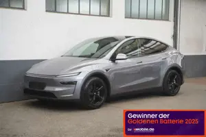 Tesla Model Y Long Range RWD Juniper *unfallfrei*