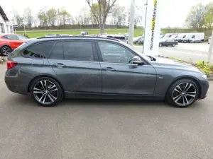 BMW 320 320i Touring Sport Line Shadow[STANDHZG]