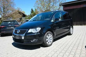 Volkswagen Touran Highline/AHK/Xenon/Pano/Tüv neu!