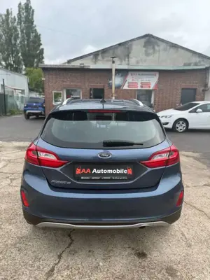 Ford Fiesta Active Plus Automaik LED/Kam/Navi/PDC Bild 4