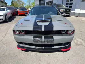 Dodge Challenger 5.7 V8 HEMI*LEDER*KN*TÜV*SERVICE