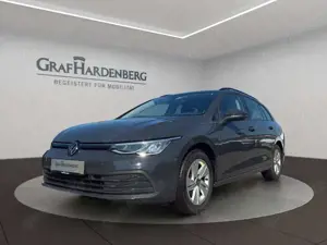 Volkswagen Golf VIII Variant 1.5 eTSI Life ACC AHK SHZ LHZ