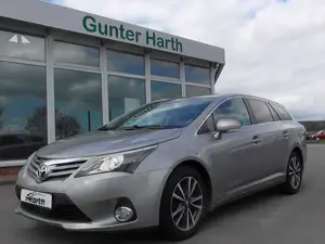 Toyota Avensis Kombi,Tempom.Automatik,ESP,TRC,elektr.Fensterh.Alu