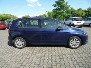 Volkswagen Golf Sportsvan Comfortline+Navi+Klimatronic+Service-NEU+1.Hand Bild 1