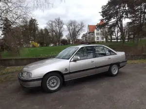 Opel Omega A 2.6i CD"DIAMANT" VOLL+TOP Zustand +H-NR.!