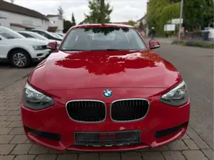 BMW 114 114i Limousine 5-trg. 1. Hand Bild 2