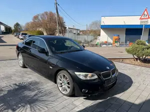 BMW 325 i e92 Coupe M-Paket 1.Hand Schalter