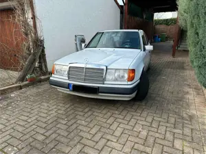 Mercedes-Benz E 200 E-Klasse