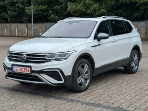 Volkswagen Tiguan Allspace Elegance 4M LEDER/PANO/HarmanK/HUD/Kam360/STHZ